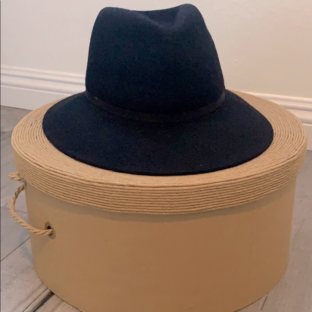 Vintage 1857 Barcelino fur felt fedora